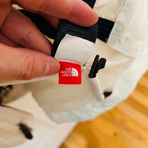 The North Face Men’s Ski Snowboarding Jacket Hyvent Cream Size Medium - Picture 13 of 16